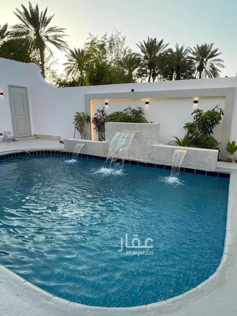 6 bedroom villa in Az Zomorod 5