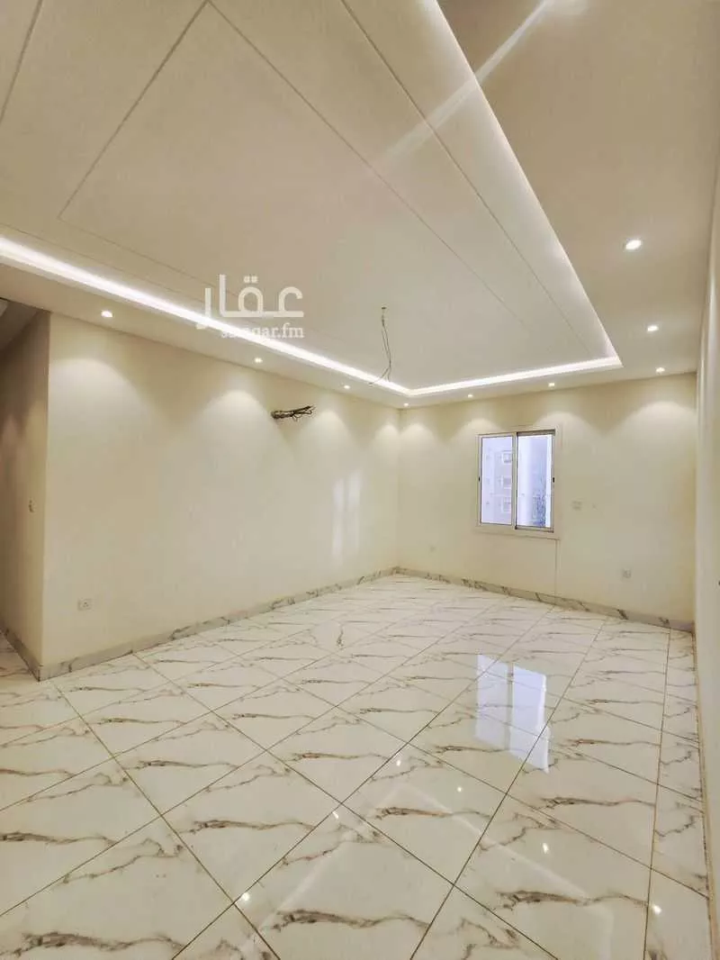 شقة 4 غرف في الصوارى 5