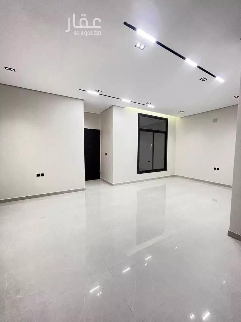 7 bedroom villa in Al Qairawan, Riyadh 11