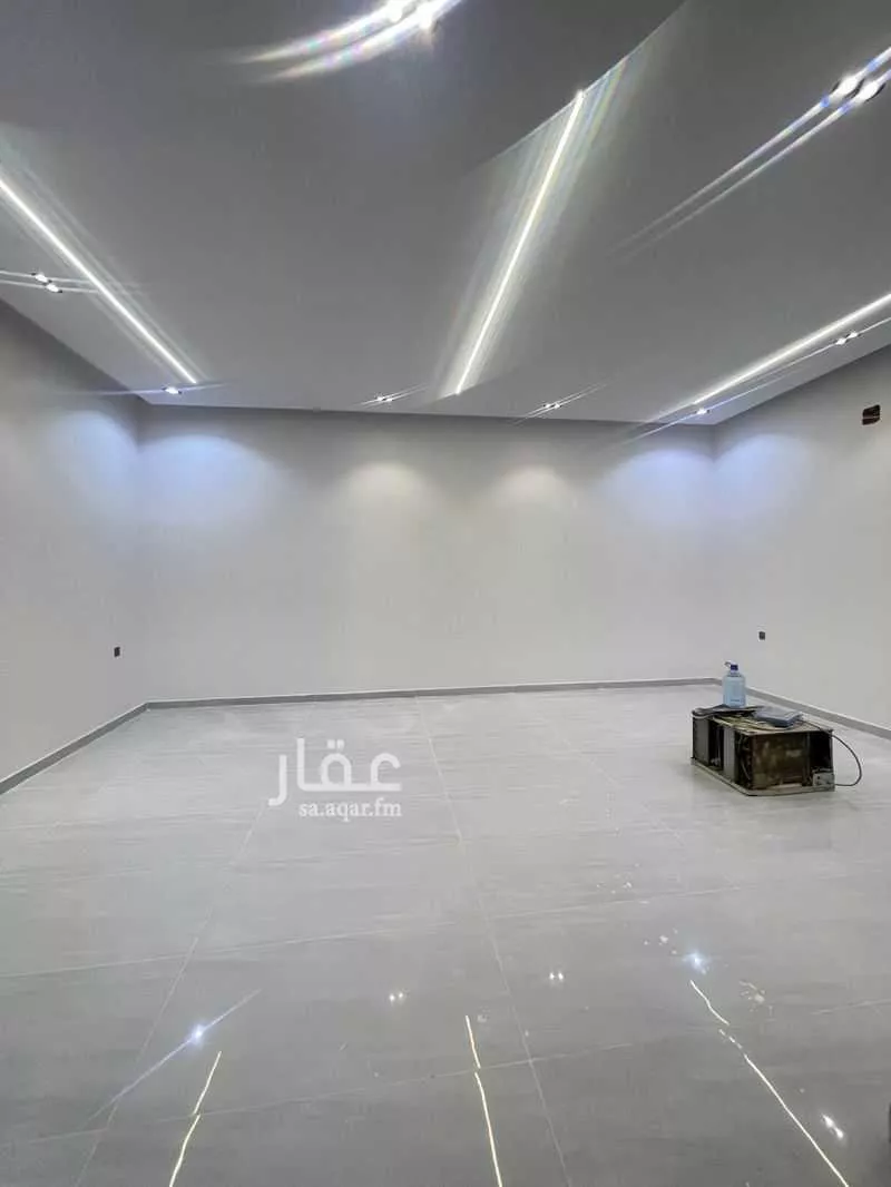 7 bedroom floor in Ash Sharq 2