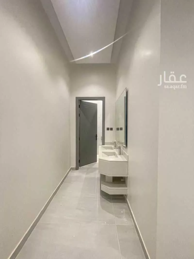 7 bedroom floor in Ash Sharq 3