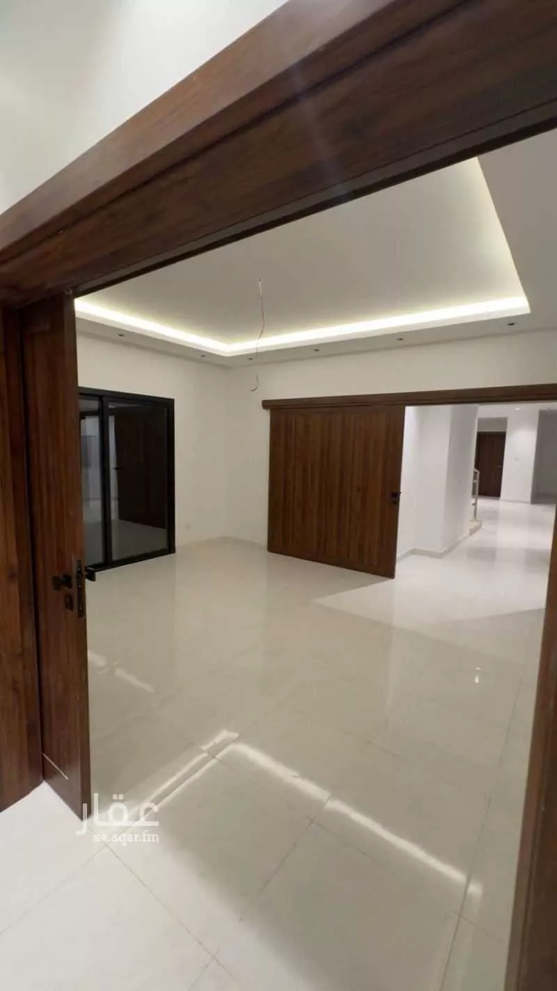 7 bedroom villa in Al Janadriyah 1