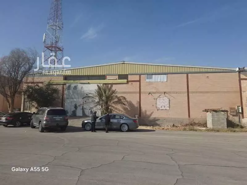 مستودع 1200 م² في الرياض 5