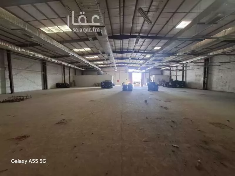 3600 sqm warehouse in Al Farouq 1