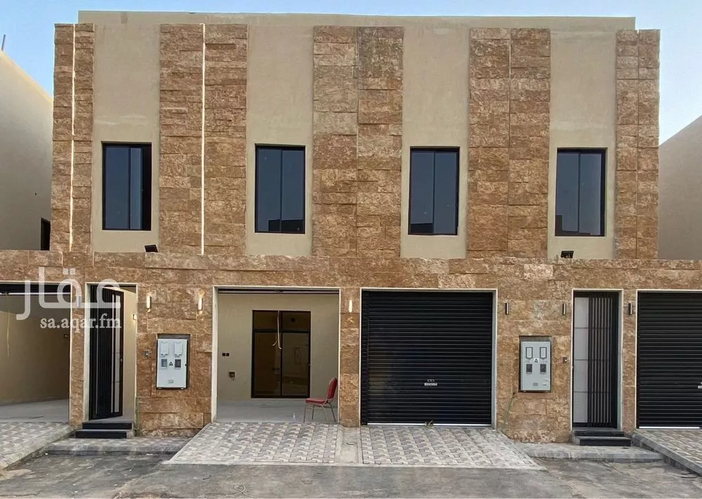 فيلا 5 غرف في عكاظ 1