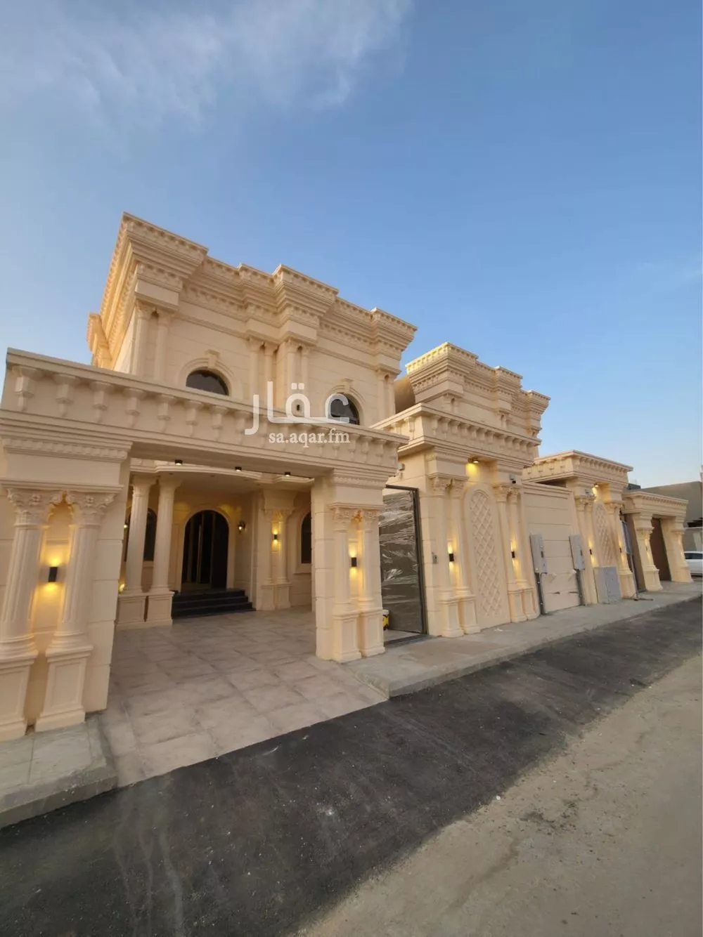 فيلا 9 غرف في الملك فهد 3