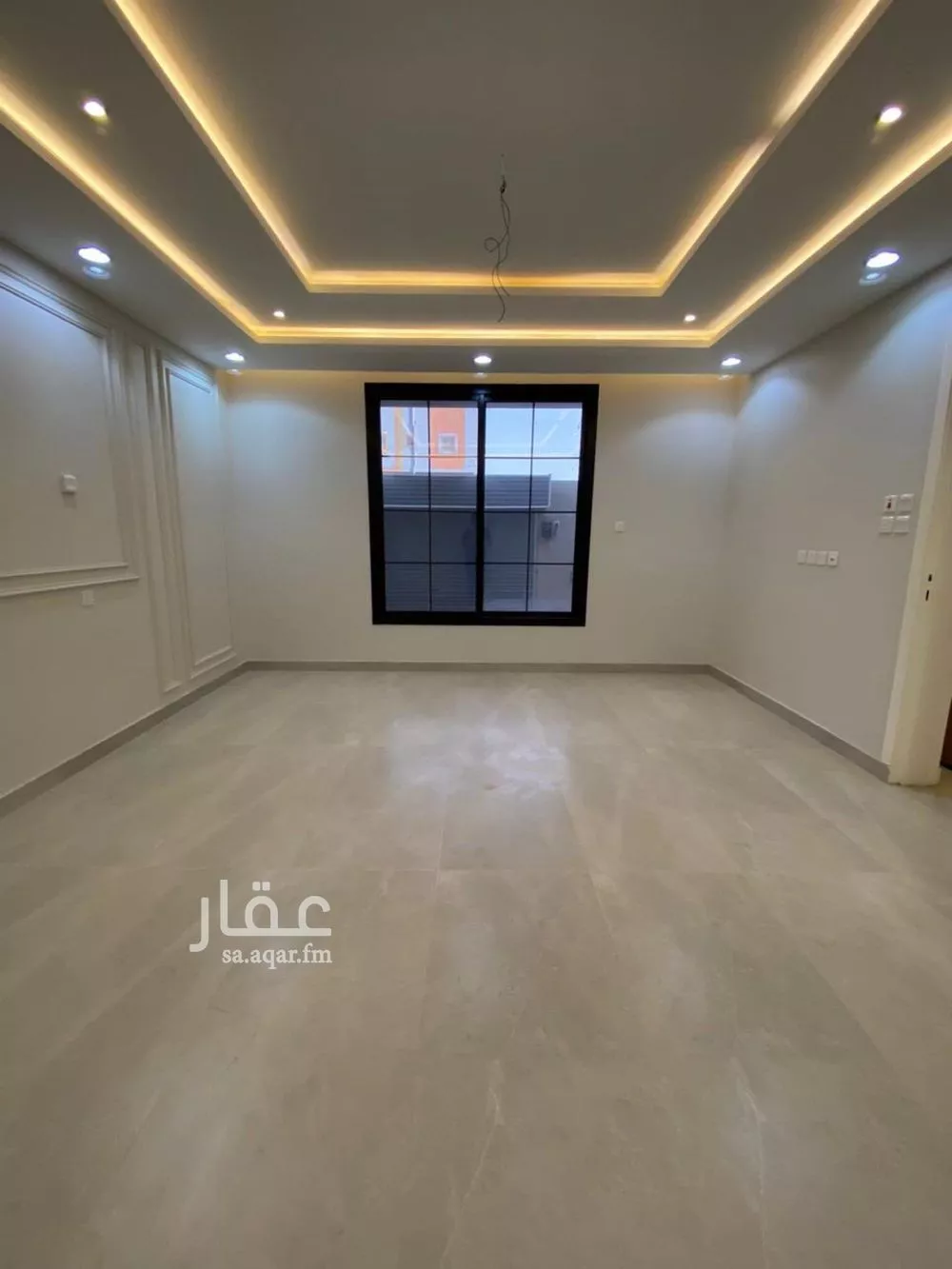 فيلا 9 غرف في الملك فهد 3