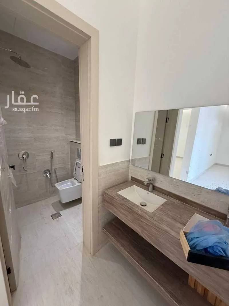 فيلا 10 غرف في الرمال 5