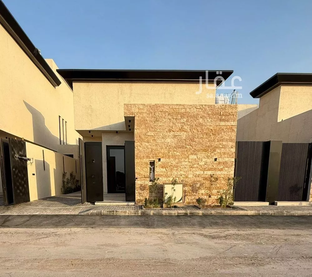 شقة 8 غرف في الجنادرية 1