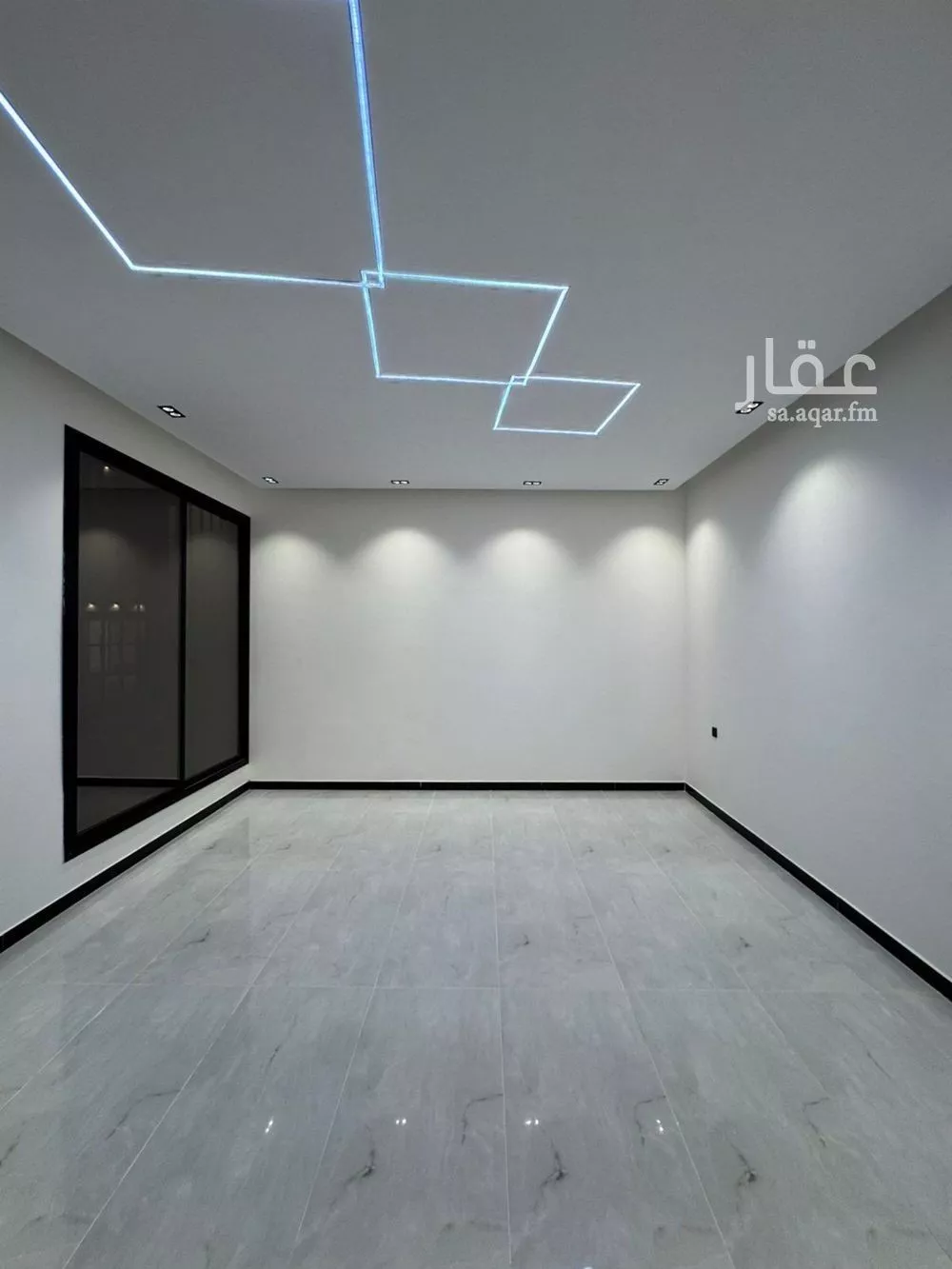 شقة 5 غرف في النظيم 5