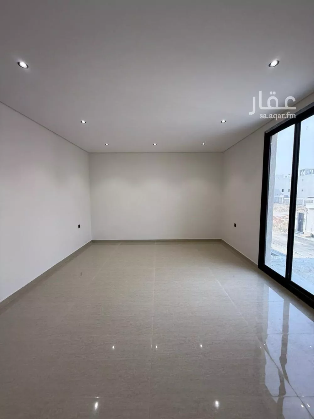 شقة 5 غرف في الجنادرية 5