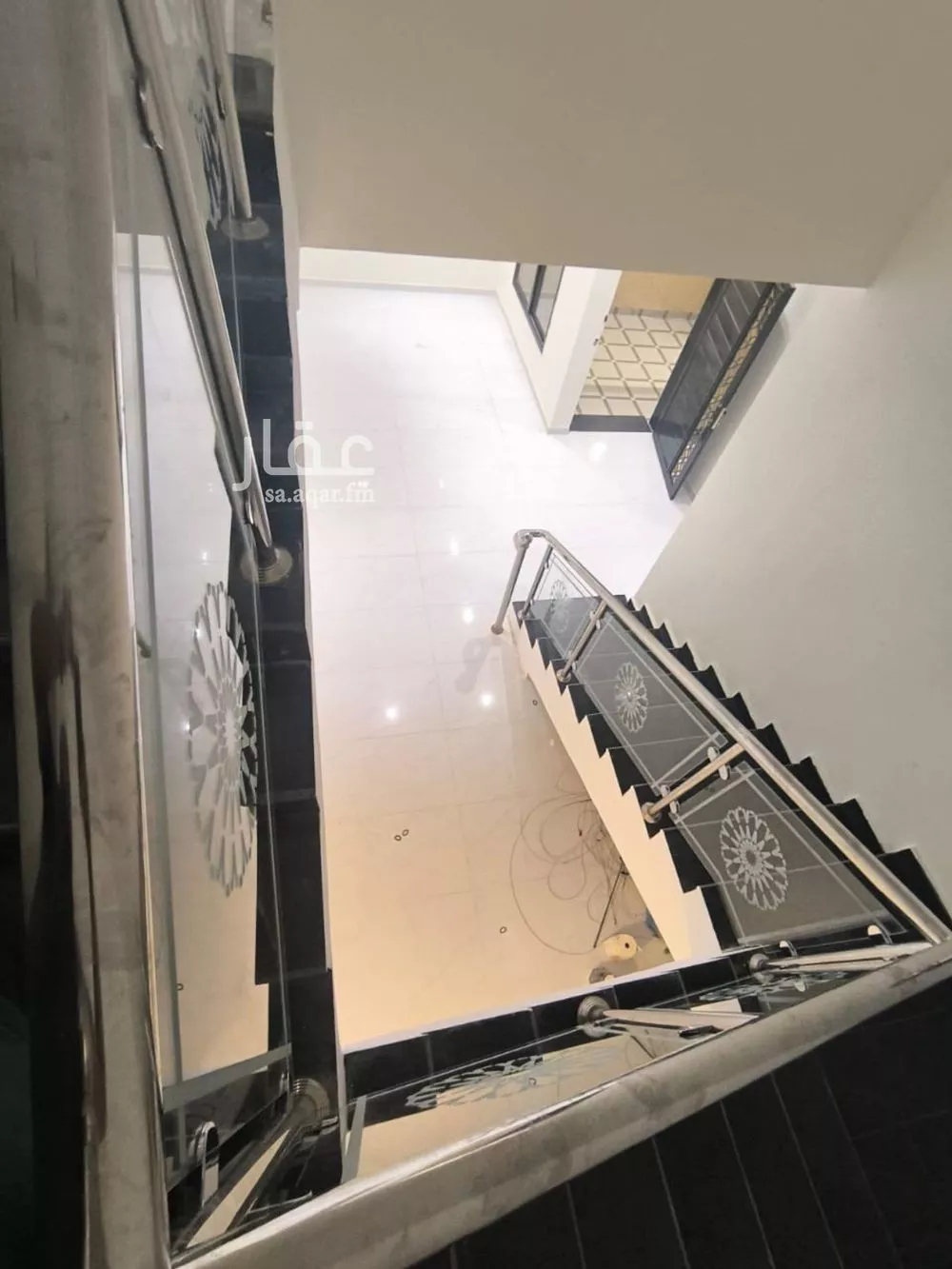 5 bedroom villa in Al Janadriyah 3