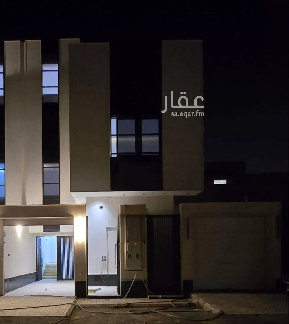 شقة 5 غرف في الرمال 2