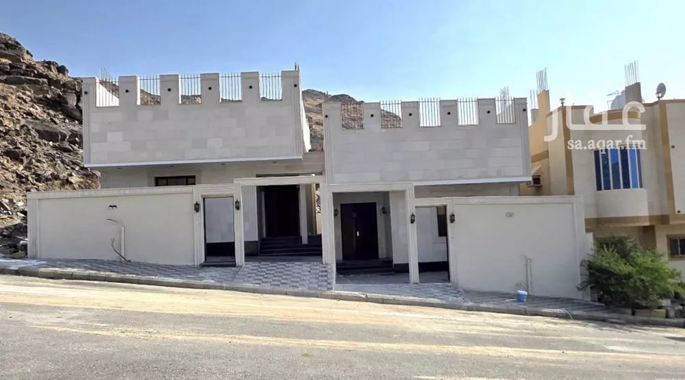 4 bedroom villa in Al Kakiyyah, Makkah 6
