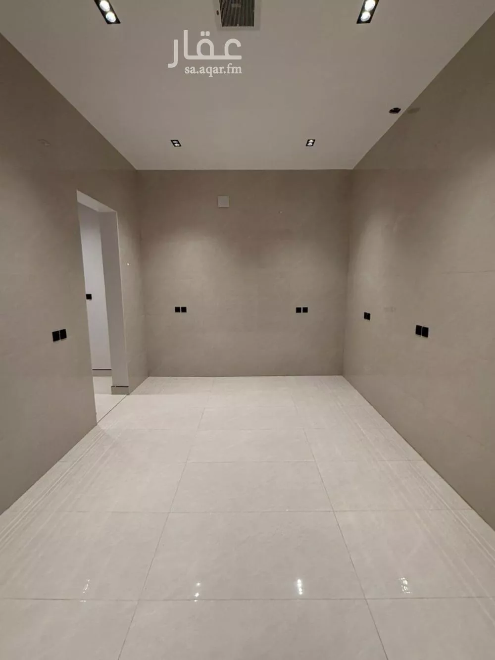 فيلا 10 غرف في المعيزلة، الرياض 9