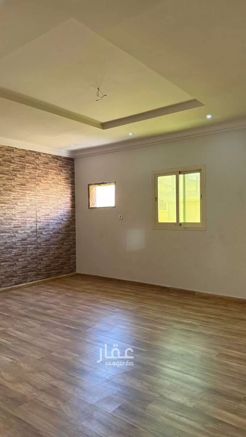 شقة 5 غرف في طيبة 5