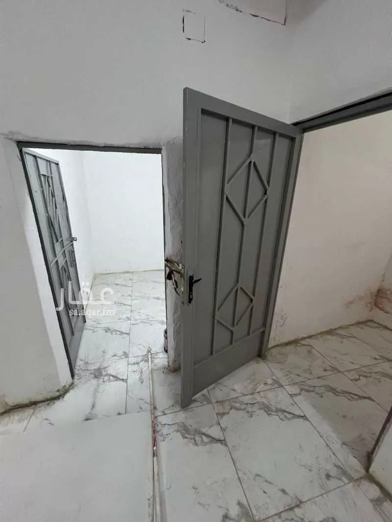 عمارة 107 م² في العود 3