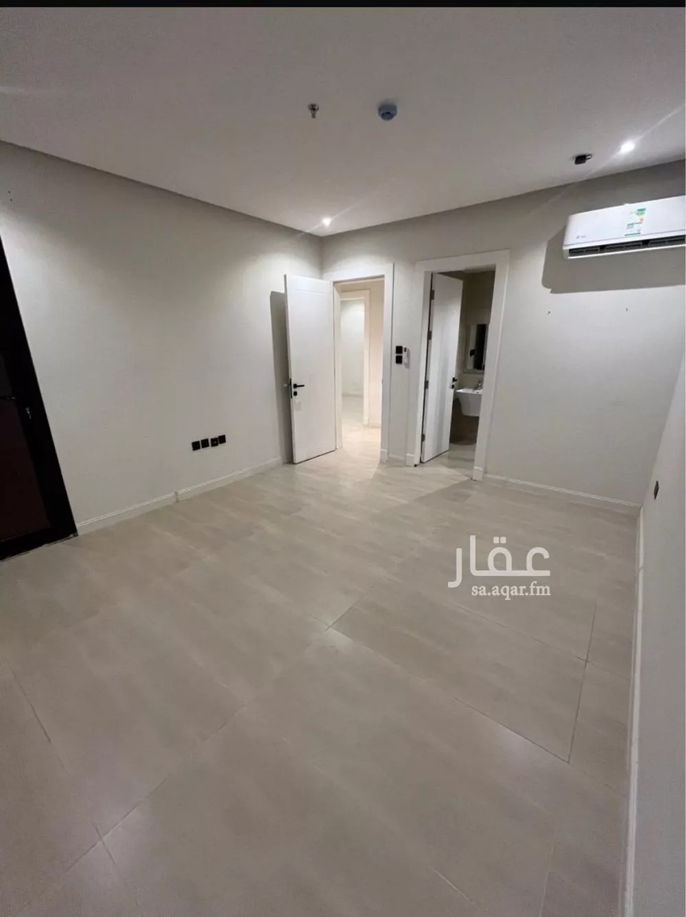 شقة 5 غرف في النرجس 3