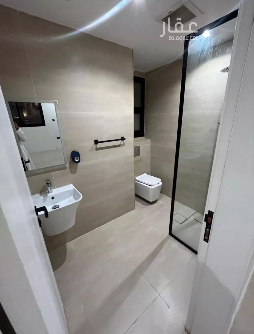 شقة 5 غرف في النرجس 5