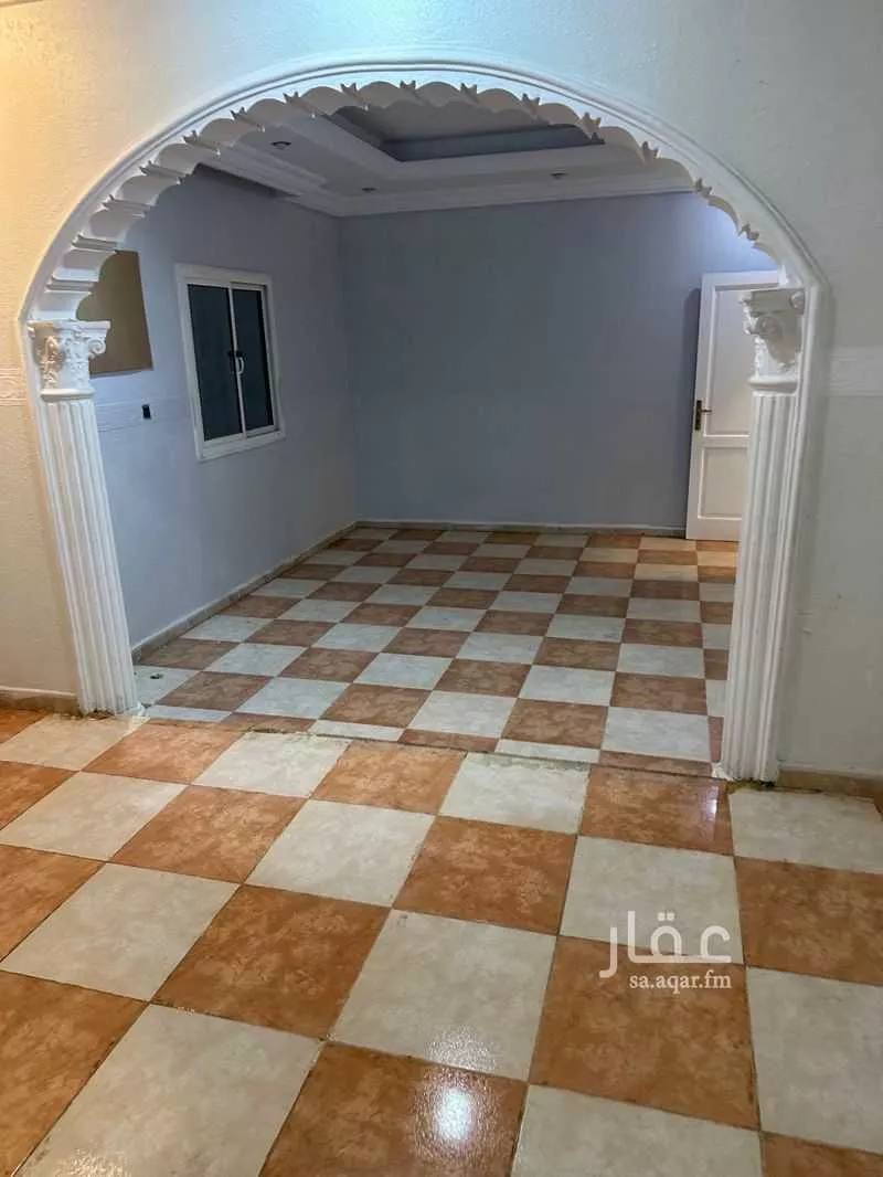 فيلا 10 غرف في المنتزه 4