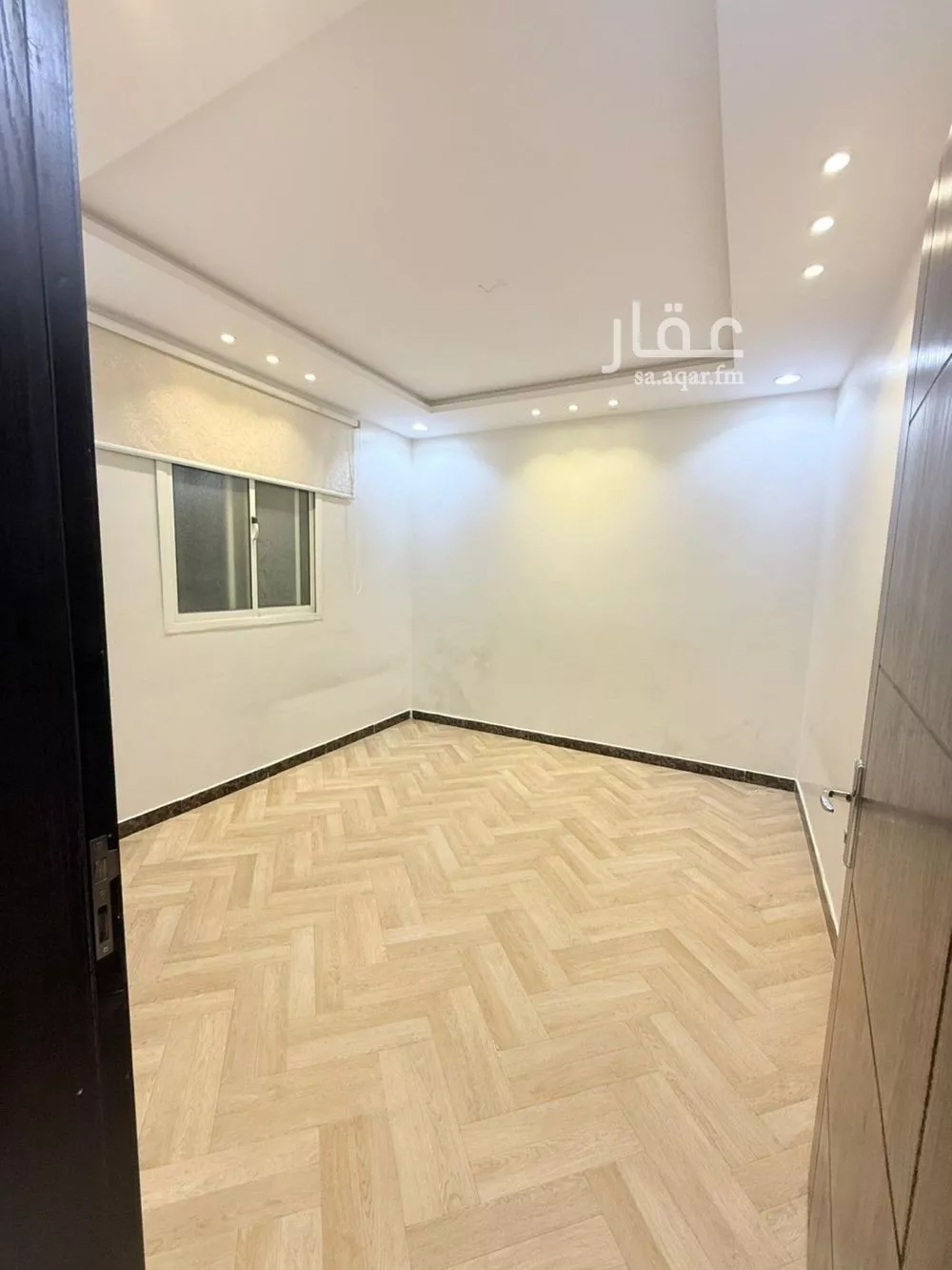 شقة 4 غرف في الرمال 4