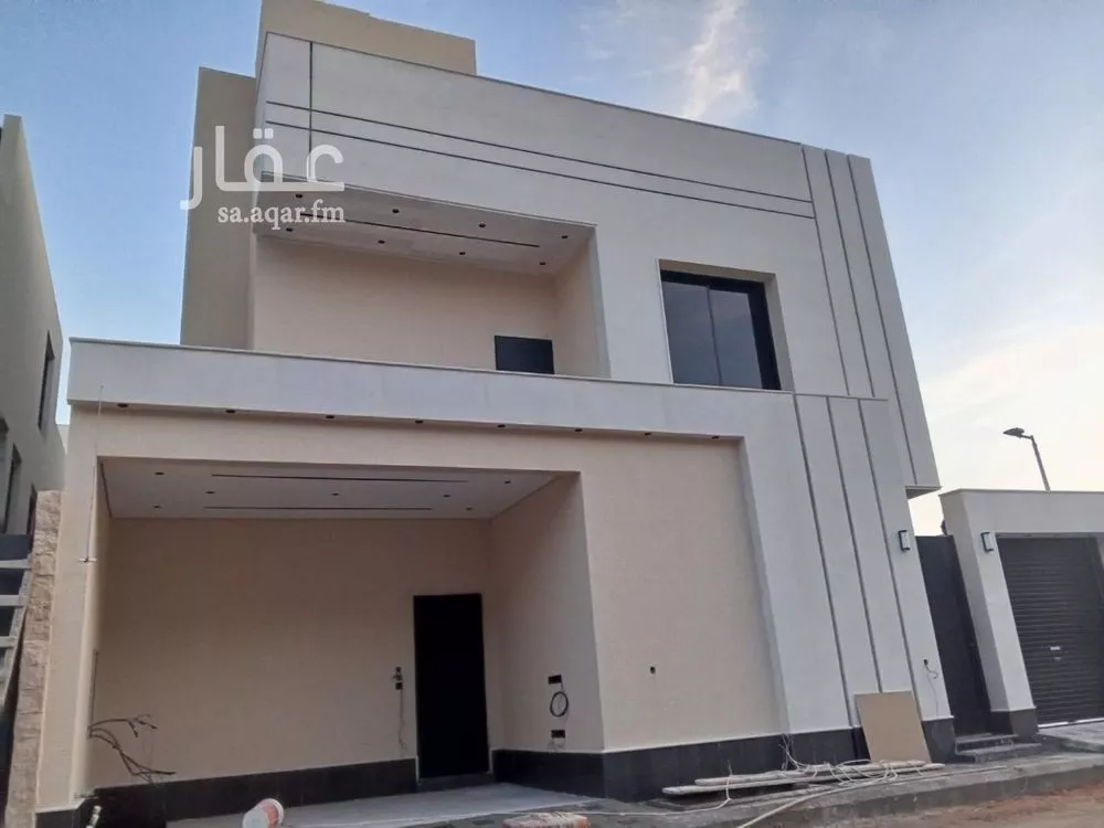5 bedroom floor in Al Rimal 2