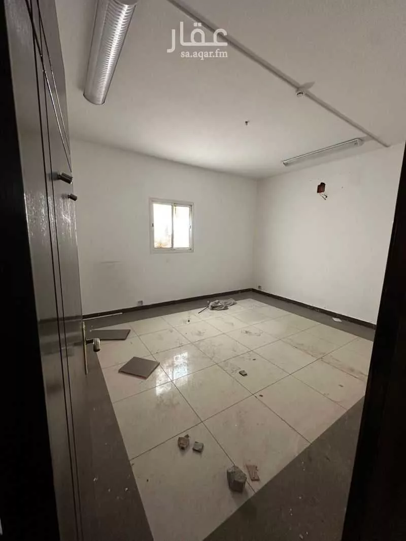 مكتب 3960 م² في السلي 4