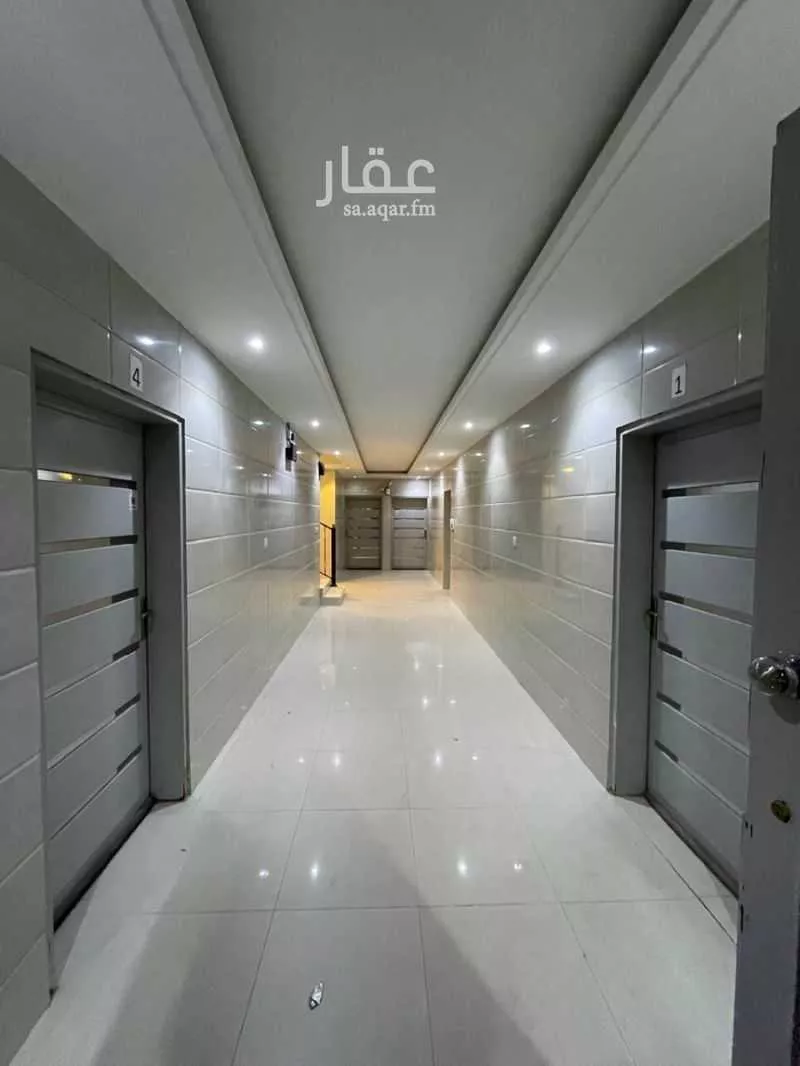 840 sqm building in Al Narjis 1