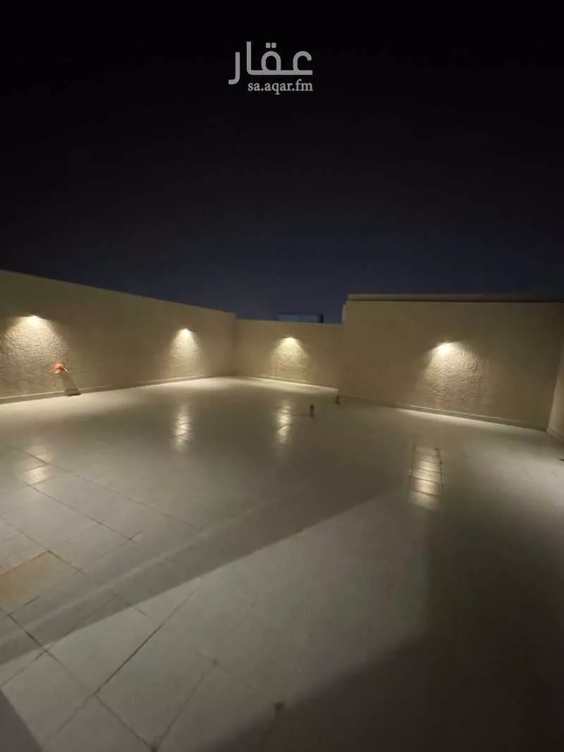 فيلا 4 غرف في العارض 4