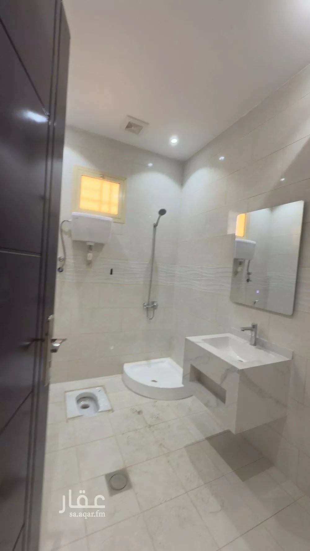 4 bedroom apartment in Khakh, Madinah 8