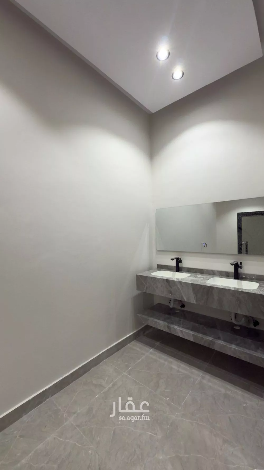 دور 5 غرف في خاخ 2