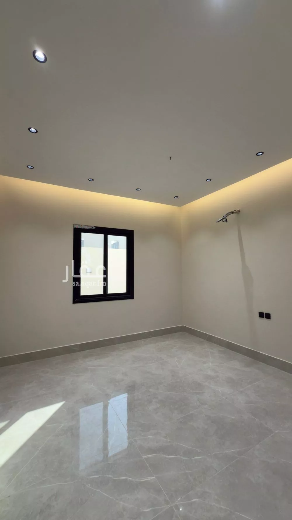 دور 6 غرف في السكة الحديدية 3