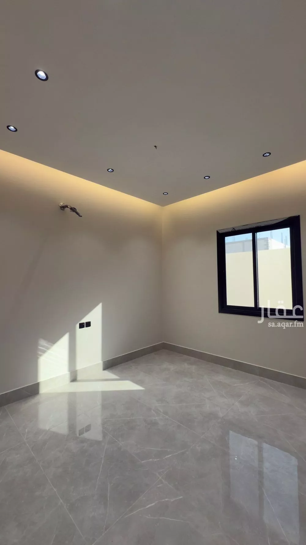 دور 6 غرف في السكة الحديدية 4