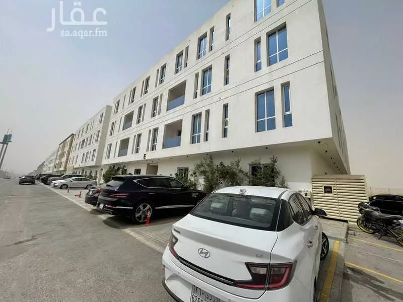 4 bedroom apartment in Al Malqa 1