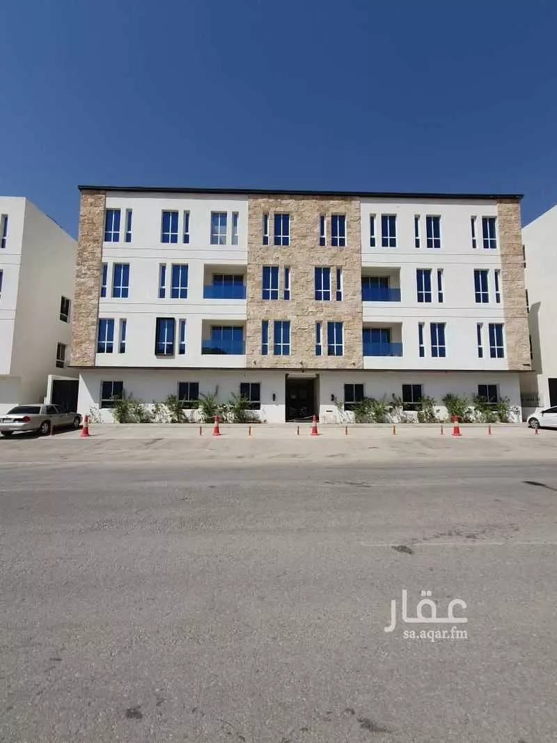 عمارة 1063 م² في الملقا 1