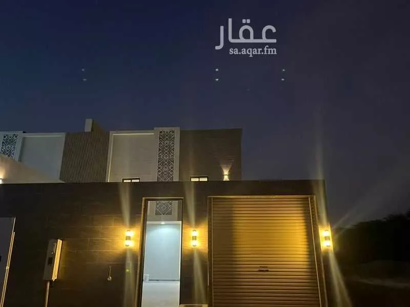 فيلا 5 غرف في الملك فهد 1