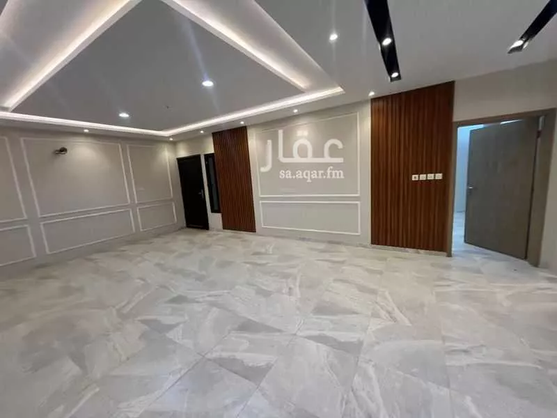 فيلا 5 غرف في الملك فهد 5