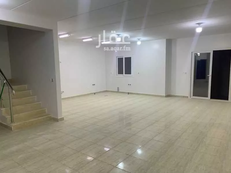 4 bedroom villa in Al Aridh, Riyadh 6