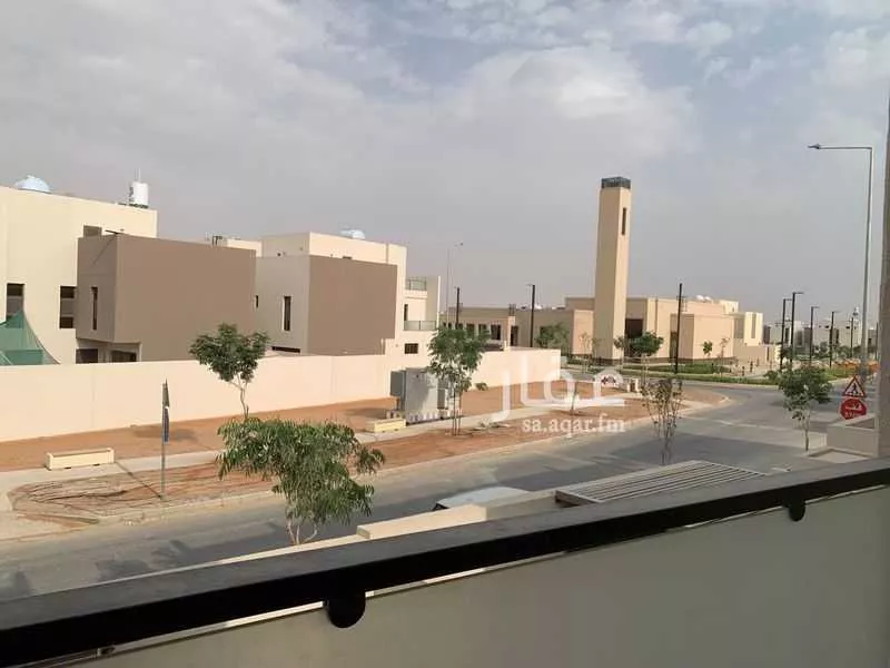 فيلا 4 غرف في الرياض 5