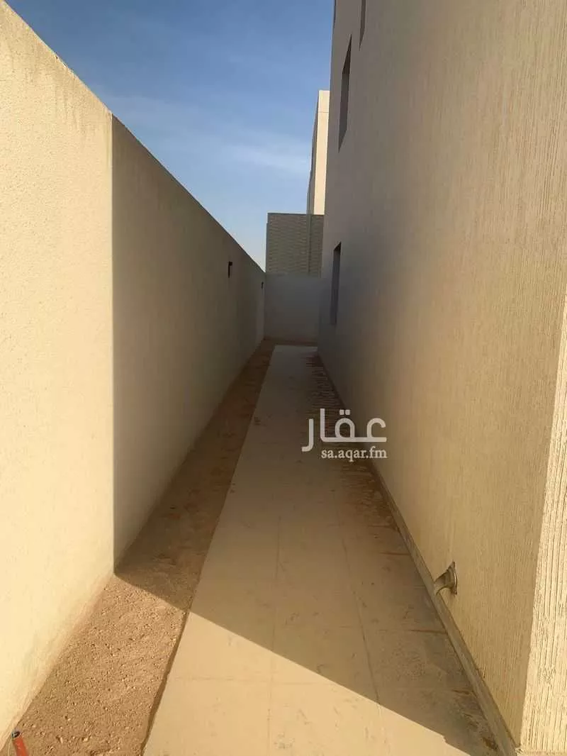 فيلا 4 غرف في الرياض 5