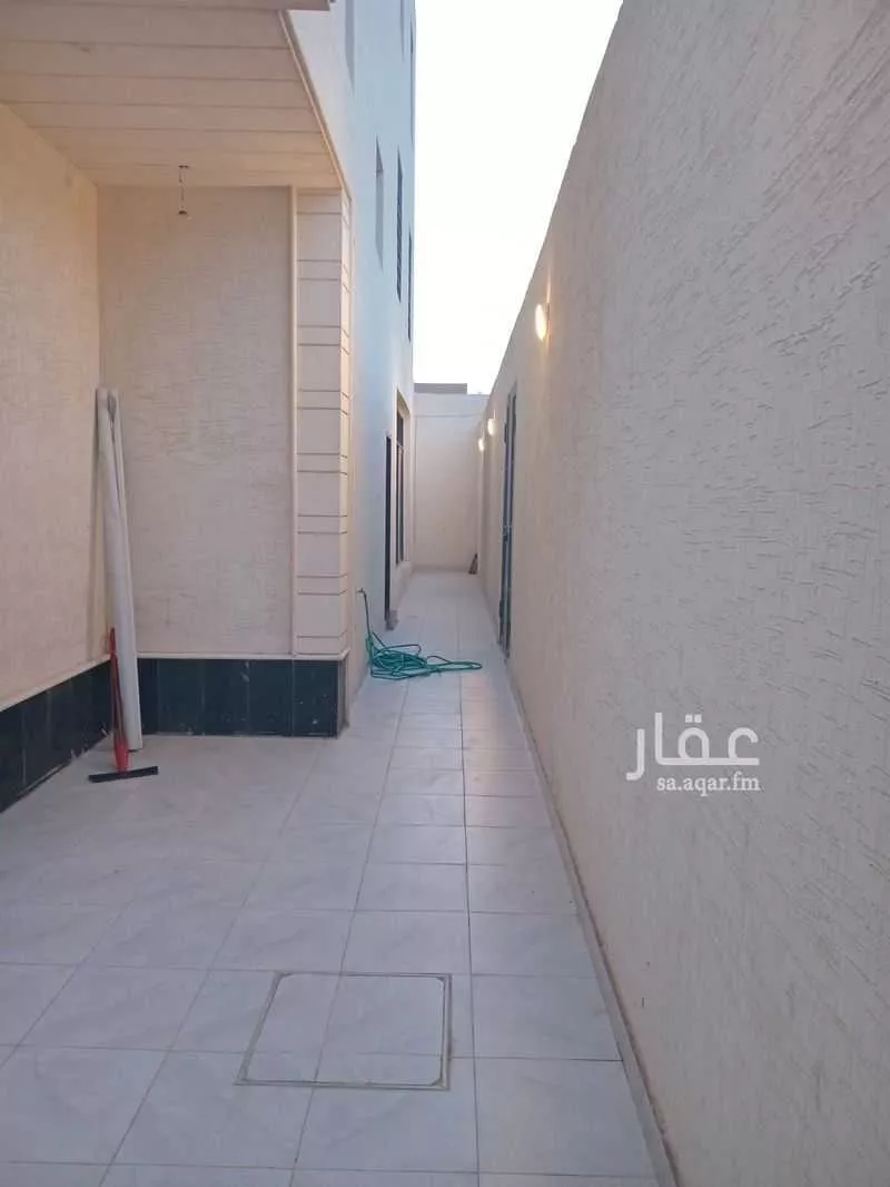 فيلا 4 غرف في المونسية 2