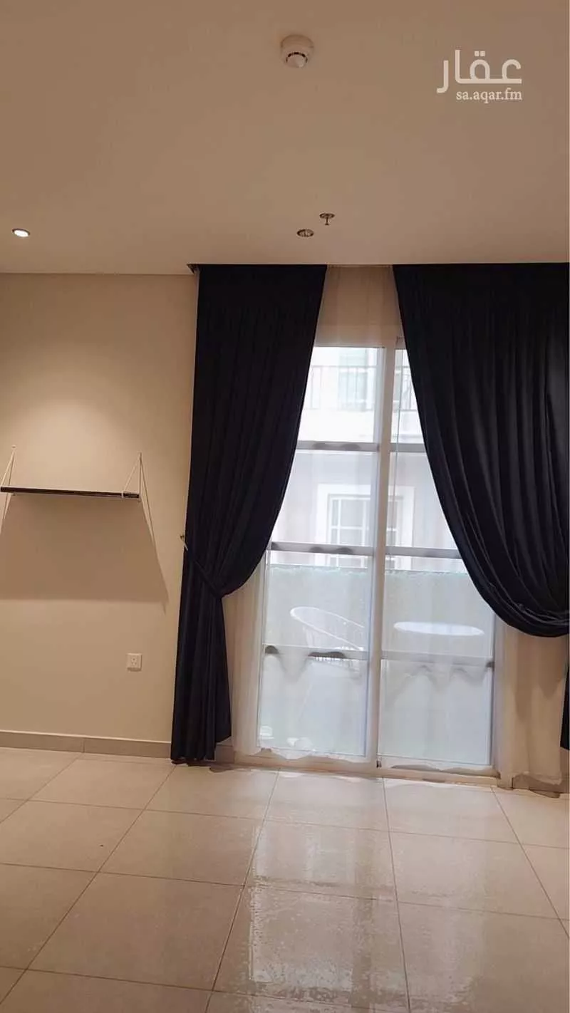 3 bedroom apartment in Al Malqa 5