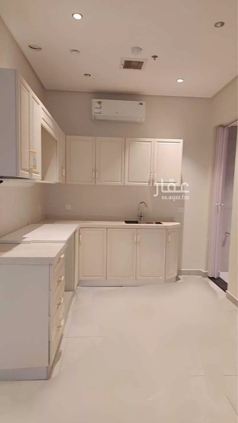 3 bedroom apartment in Al Malqa 2