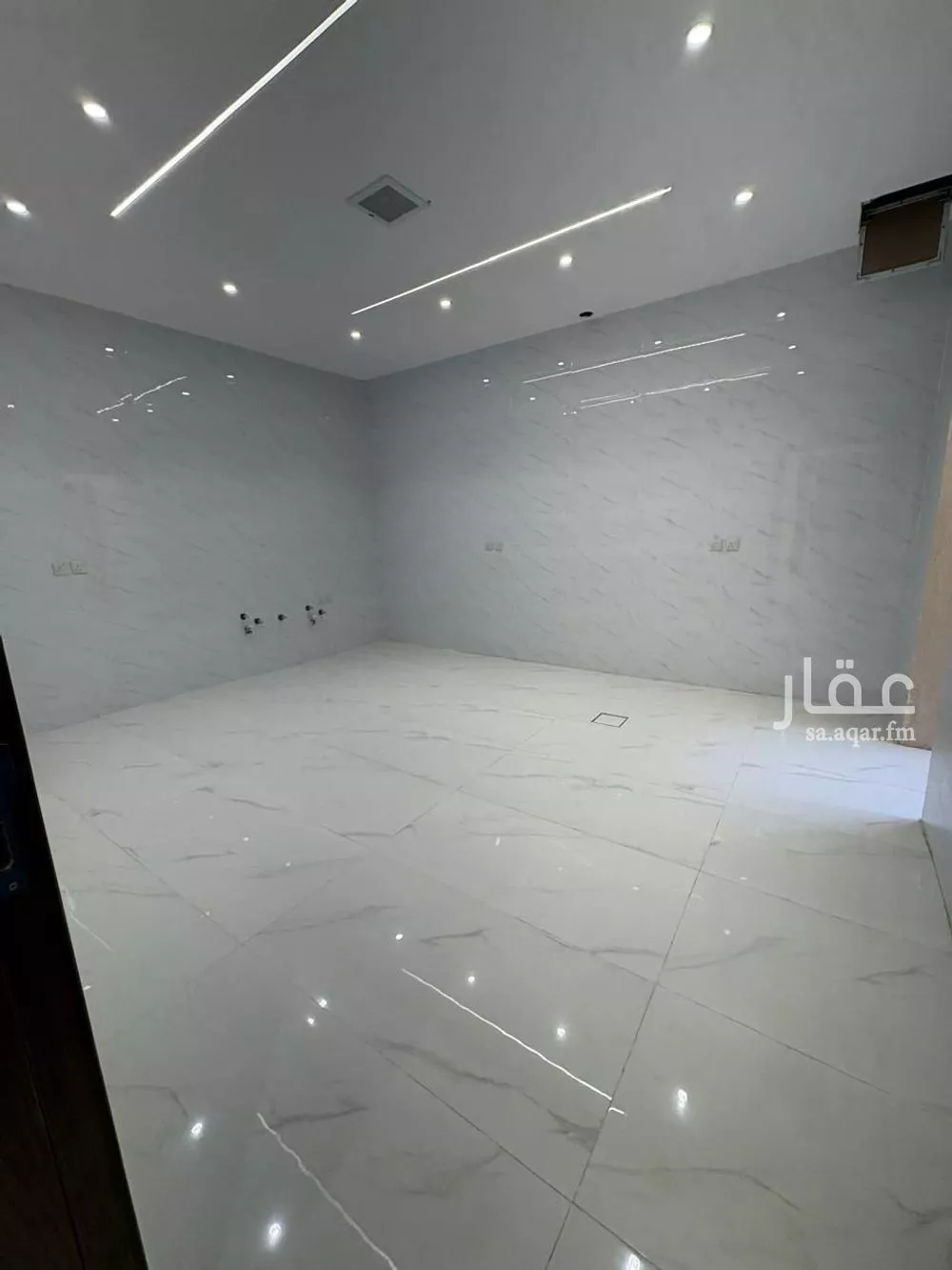 6 bedroom floor in As Saadah 5