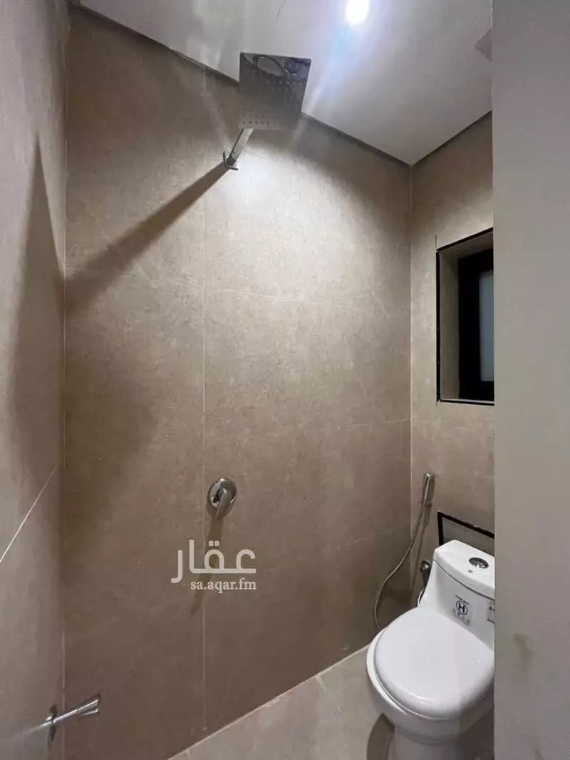 شقة 5 غرف في الحمرا 5