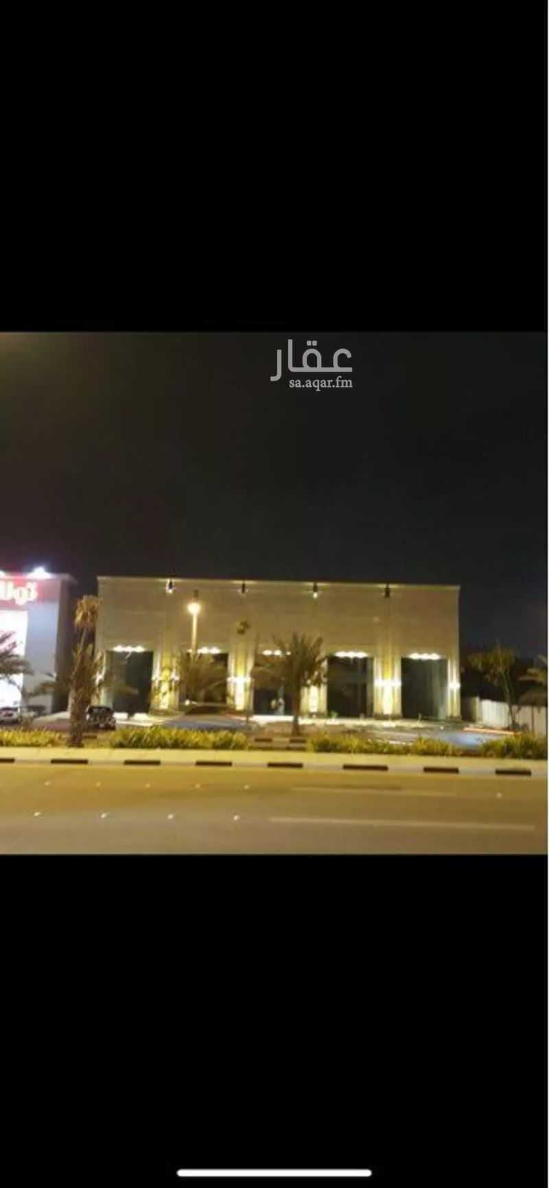 2791 sqm shop in East Beach 2