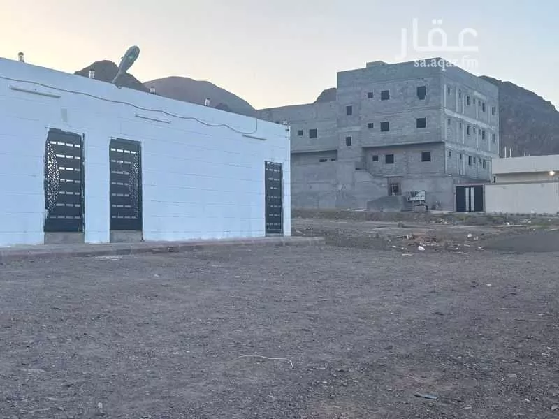 land in Al Aziziyah, Madinah 7