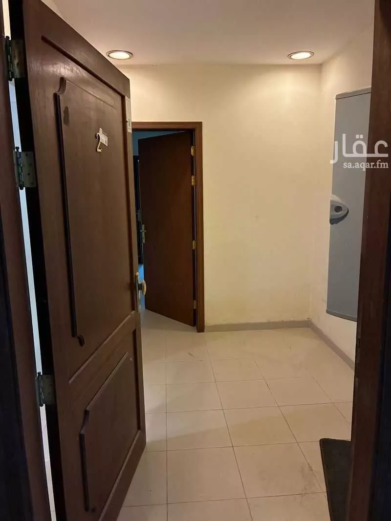 مكتب 1600 م² في المرسلات 5