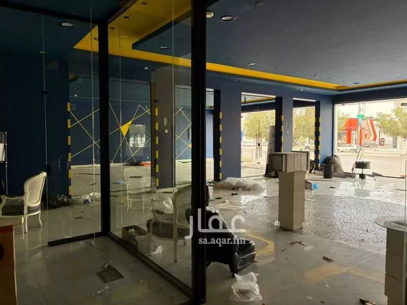 محل 504 م² في الورود 5