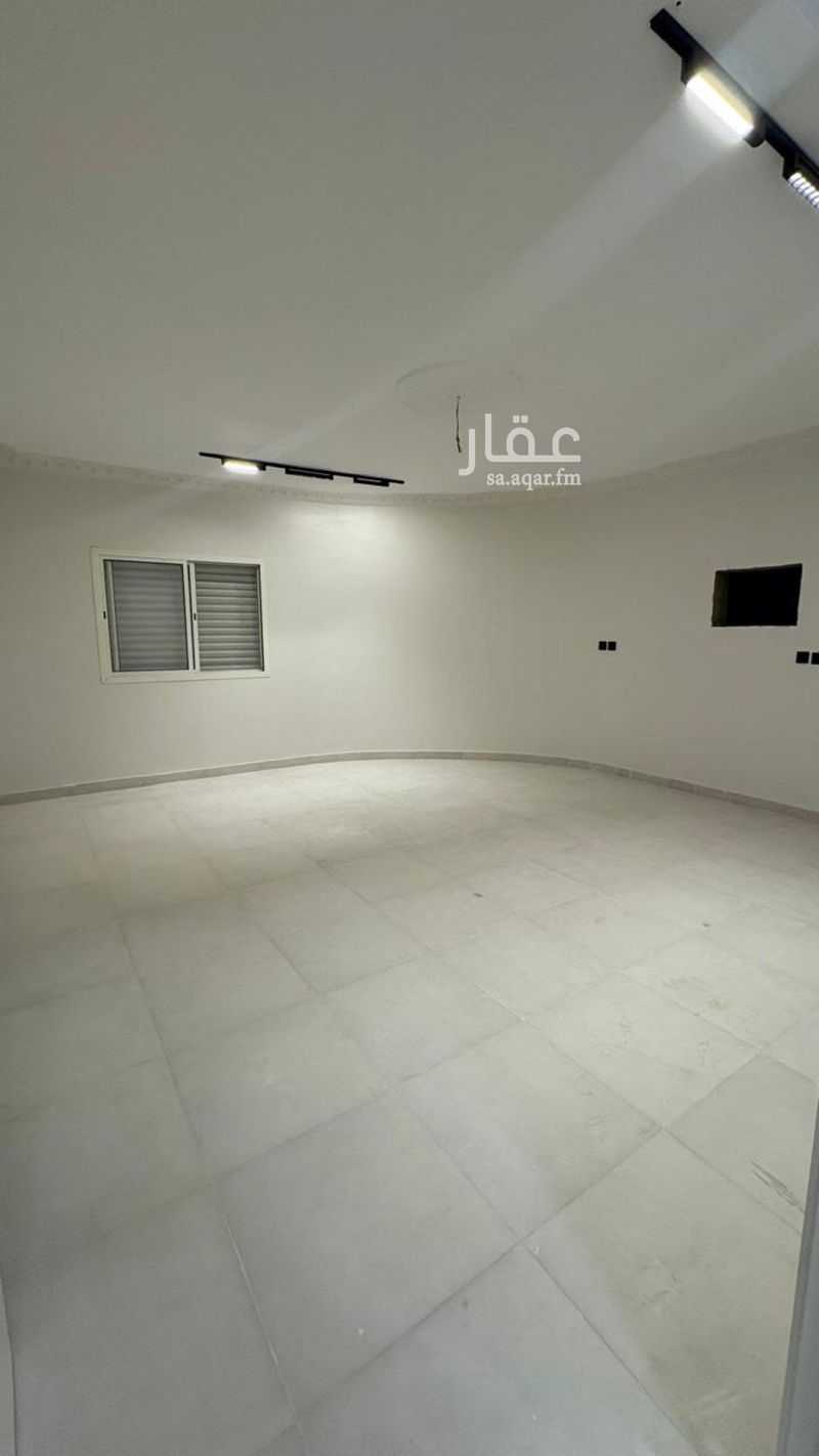 4 bedroom apartment in Al Salam, Madinah 7